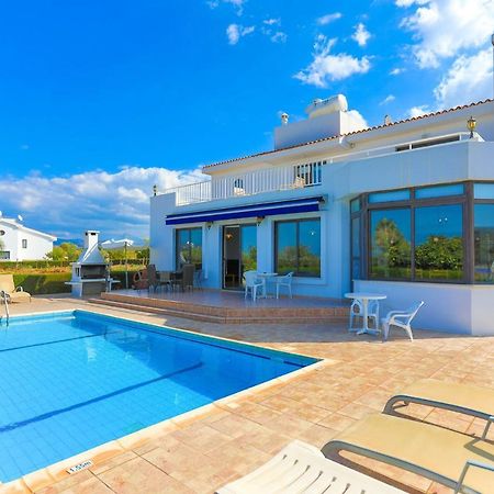 Villa Stavriella ラッチ エクステリア 写真